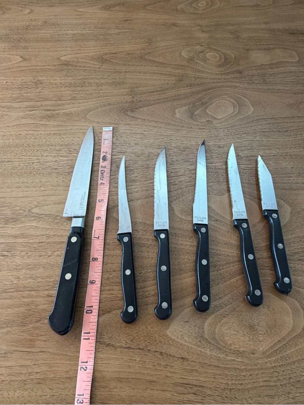 6 knives
